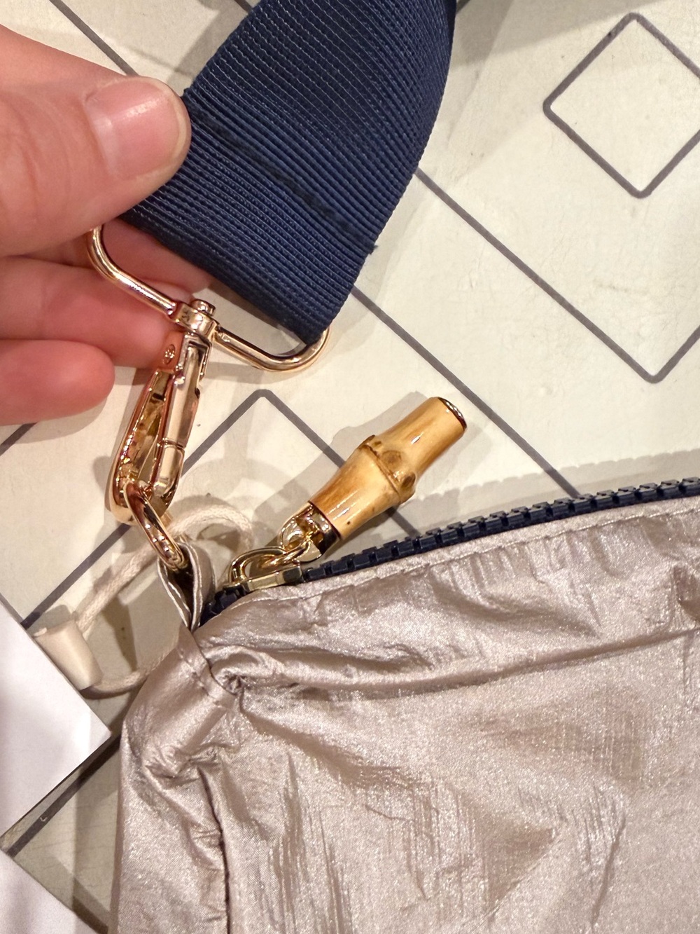 NWT Bourbon & Bamboo Champagne Crossbody Purse - Picture 4 of 12